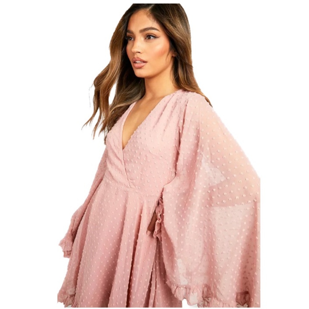 GORGEOUS DOBBY CHIFFON WIDE SLEEVE SKATER DRESS // PINK , BLUSH